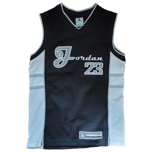 𝅺vintage Air Jordan Jersey